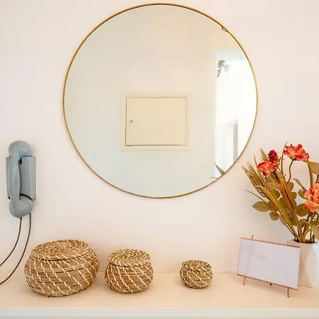 Апартаменты Guestready - A Charming Near Alvalade *