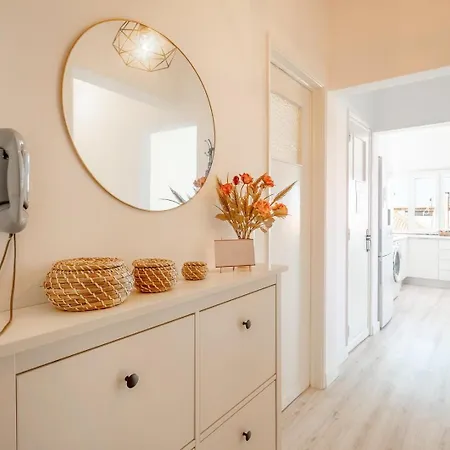 Guestready - A Charming Near Alvalade *