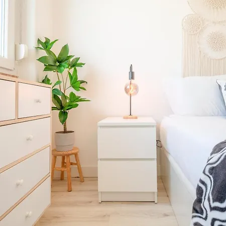 Guestready - A Charming Near Alvalade * Lisbona