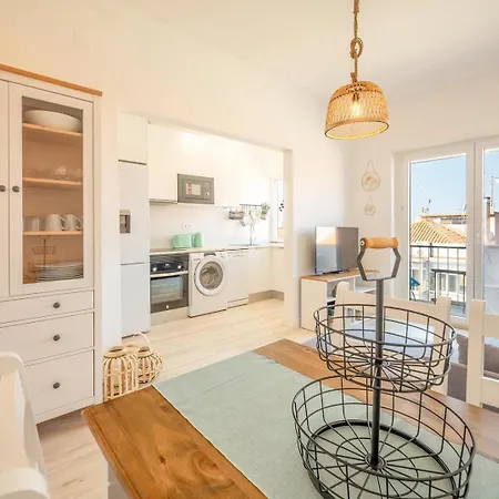 Appartamento Guestready - A Charming Near Alvalade Lisbona