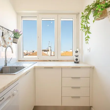 Guestready - A Charming Near Alvalade * Lisboa